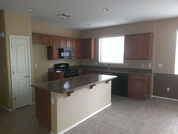 4th image of 7169 S Bridal Vail Ct
