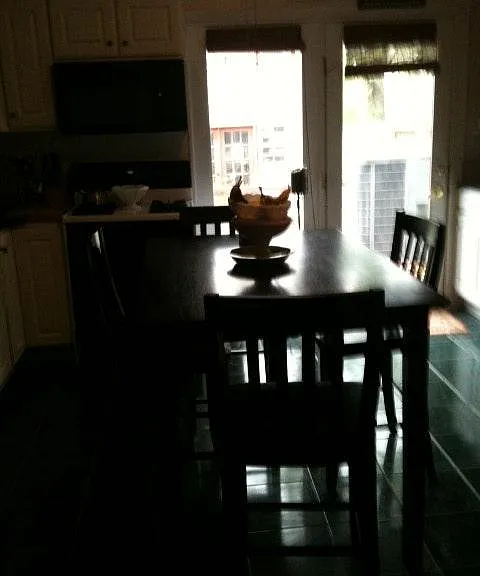 3207 Parkwood Ave #WHOLE HOUSE — Photo 7