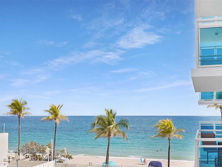 3430 Galt Ocean Dr #304 — Photo 1