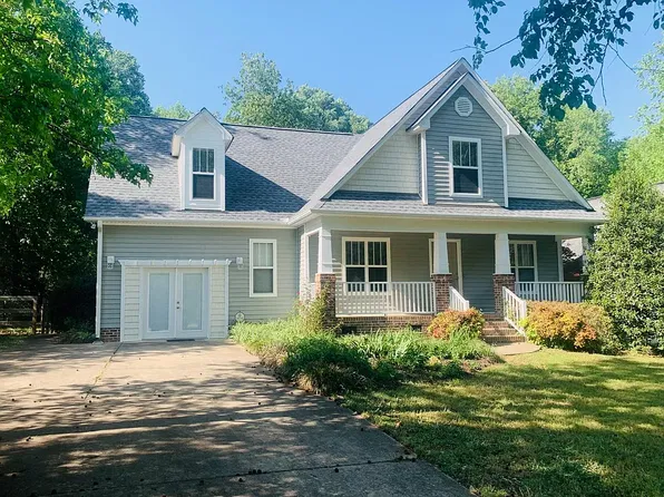 2720 Rustic Brick Rd, Raleigh, NC 27603