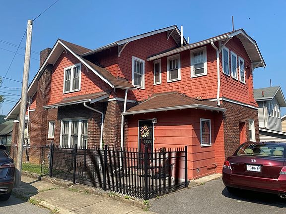 3rd image of 903 Cumberland St