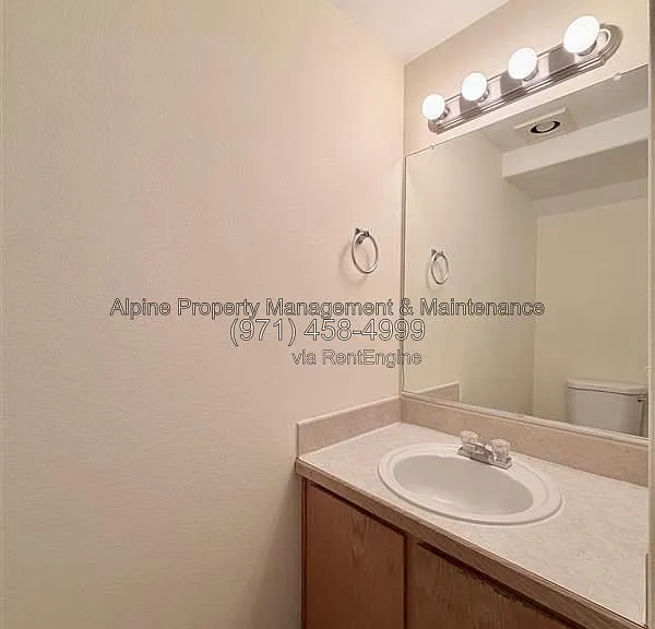 8314 SE Yamhill St #2 — Photo 6