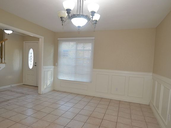 3rd image of 13632 Henny Ave
