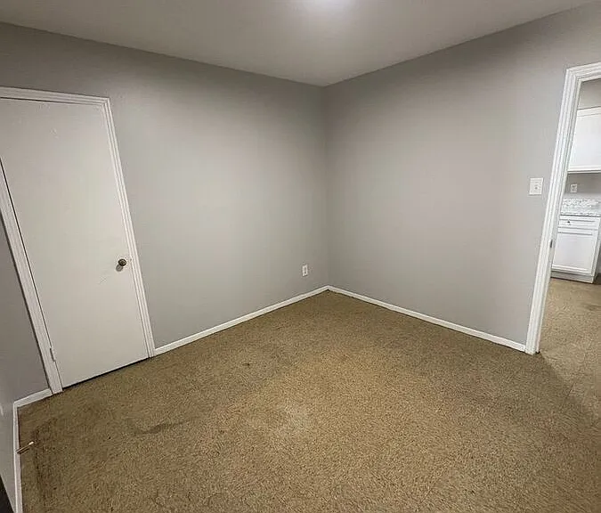 1463 Boxwood St — Photo 6