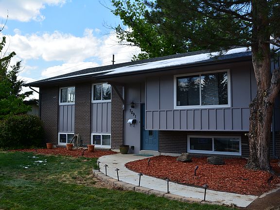 3rd image of 7891 E Hampden Cir