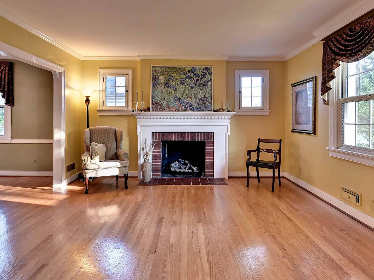 706 Richmond Rd — Photo 4