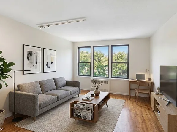 324 E 35th St APT 4D, New York, NY 10016