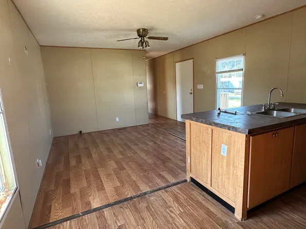 103 Green Acres Ln #206, Oliver Springs, TN 37840