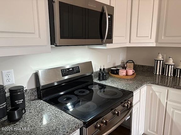 4th image of 3810 Caitlin Drive
