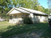 1st image of 216 Sulphur St