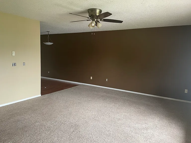 610 N 3rd St #2 — Photo 13