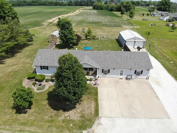 501 Lucien Ave, Jerseyville, IL 62052
