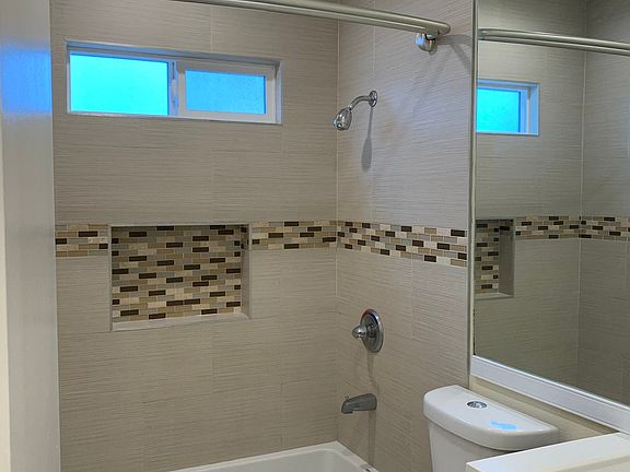 4th image of 9000 Avalon Blvd APT 1