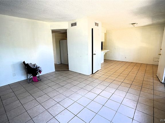 4th image of 2630 E Lass Avenue