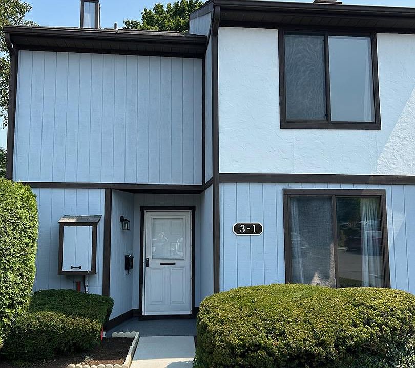 1st image of 3 Willow Way #1
