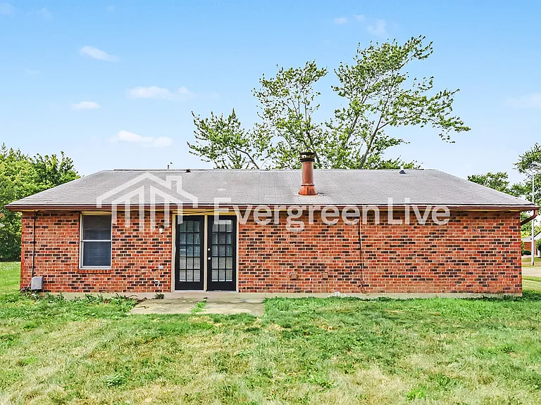 8298 Sunnyvale Cir — Photo 15