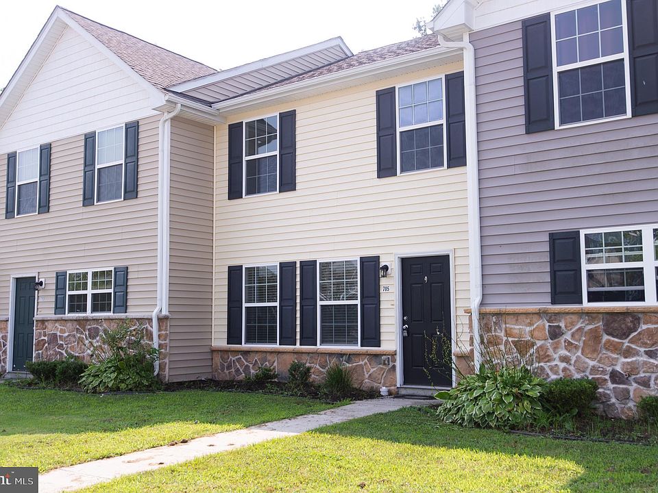 1st image of 705 Wood Duck Dr