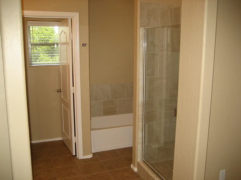 2027 E University Dr #125 — Photo 21