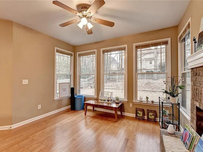 2213 Hamilton Mill Pkwy — Photo 21