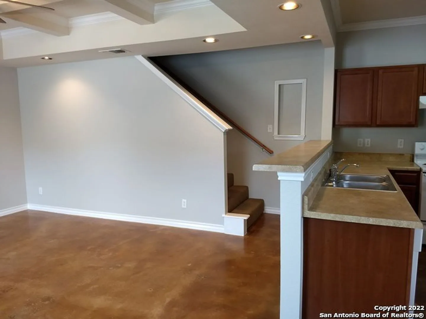 The Gardens at the Summit~3 Bedroom Townhome Available — Photo 2