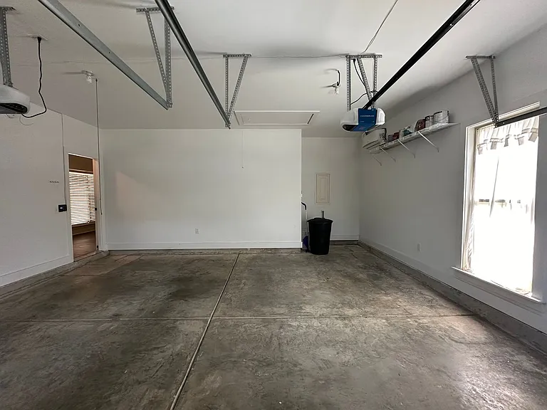 358 Kingston Cir — Photo 20