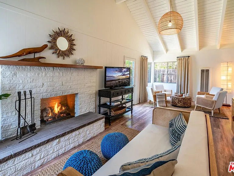 1214 Shoreline Dr — Photo 9