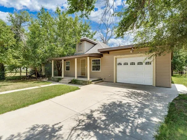 309 E Carpenter St, Hutchinson, KS 67501