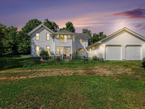 3600 Jonesville Rd, Jonesville, MI 49250