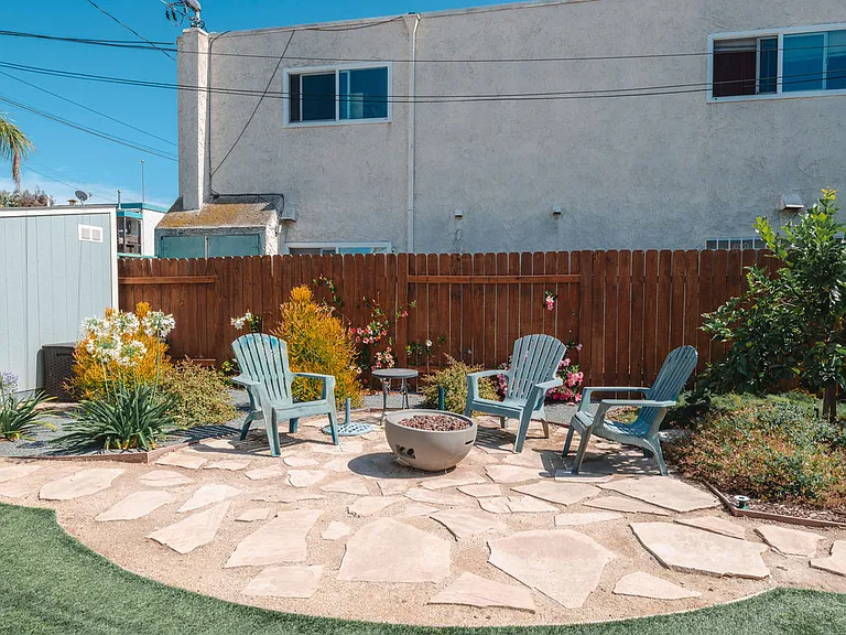 4333 Felton St — Photo 17