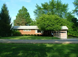 46 Parkview Rd, Rushville, IL 62681