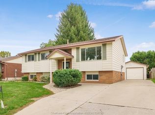 227 Michener Rd, Chatham Kent, ON N7L4W3