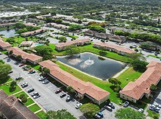 1016 Twin Lakes Dr BUILDING 20, Pompano Beach, FL 33071