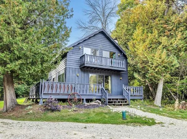 157 Clar Lin Rd, Algoma, WI 54201