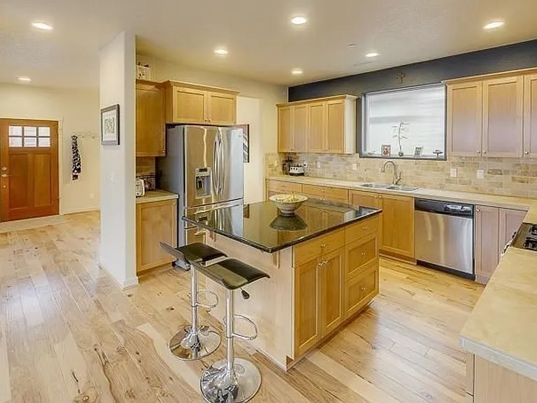 29150 SW Bergen Ln — Photo 3