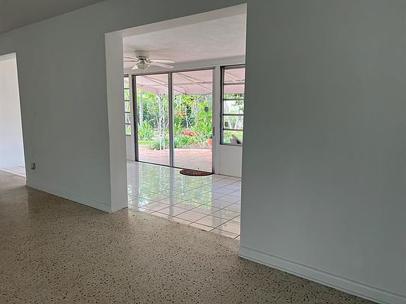 3rd image of 329 Alhambra Pl