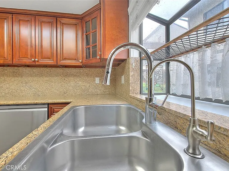 319 N Lincoln Ave #A — Photo 29