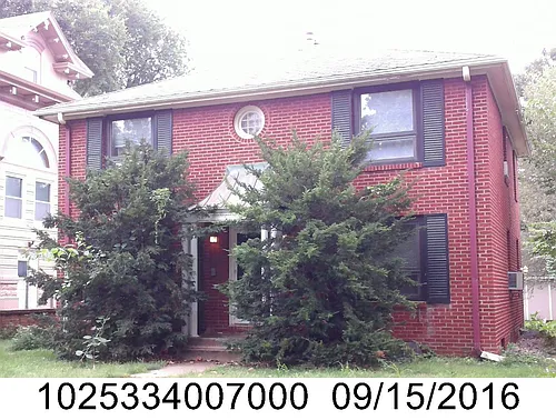 1915 B St #2 Photo 1