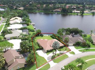 1962 Staimford Cir, Wellington, FL 33414