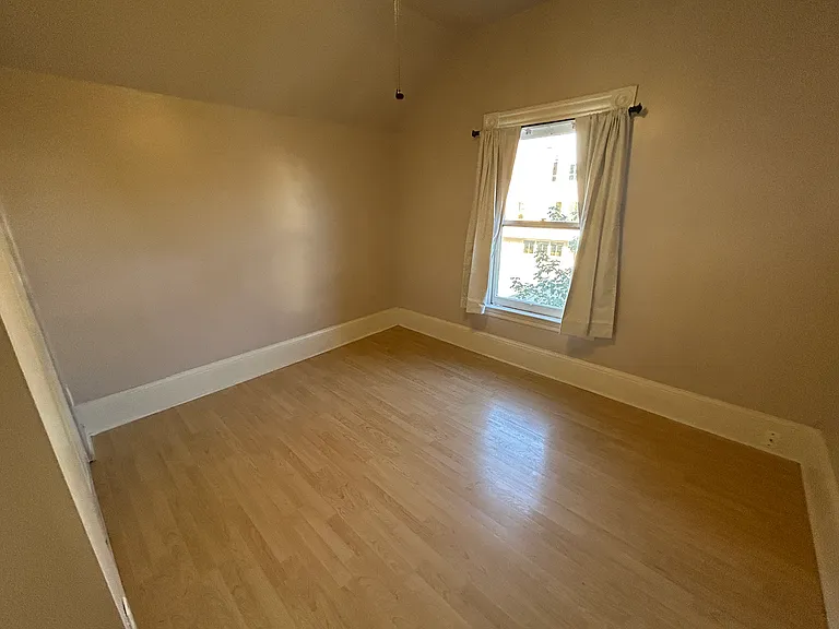 524 Carolina St — Photo 10