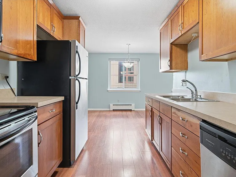 4400 Upton Ave S #202 — Photo 14