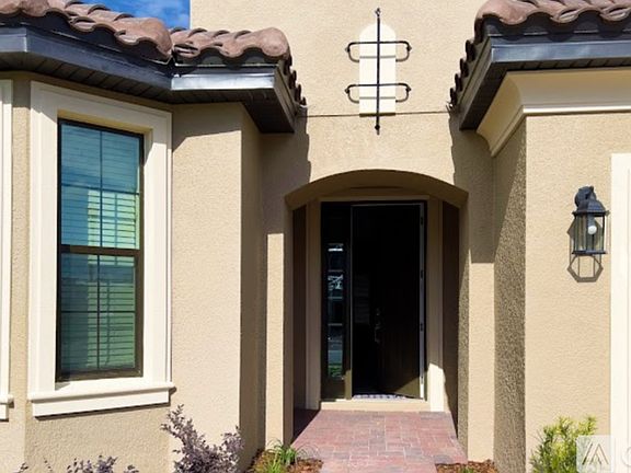 5th image of 1981 Goblet Cove St Suite 3