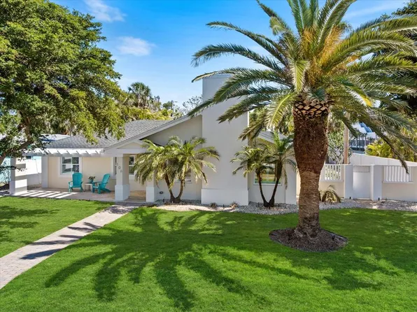 106 N Boulevard Of The Presidents, Sarasota, FL 34236