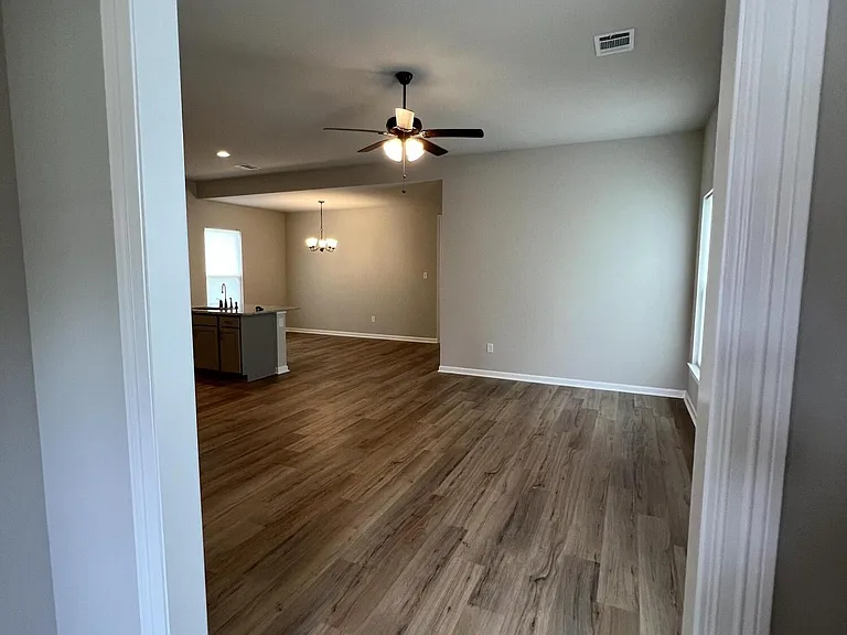307 Grassy Meadows Ln — Photo 5