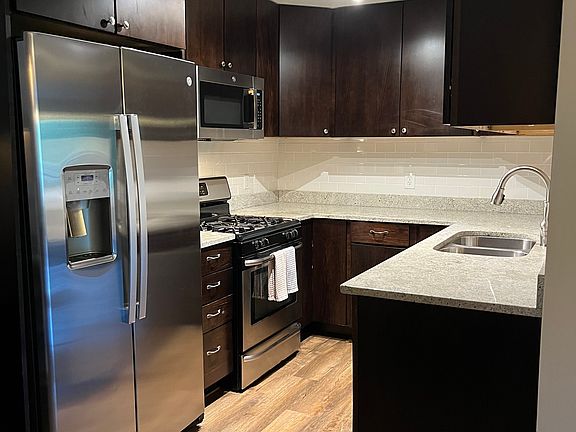 4th image of 2800 W 44th St APT 105