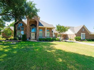 5 Darr Rd, Heath, TX 75032