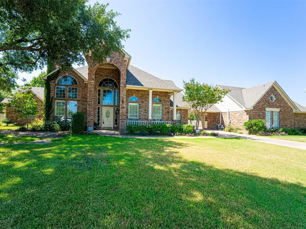 5 Darr Rd, Heath, TX 75032