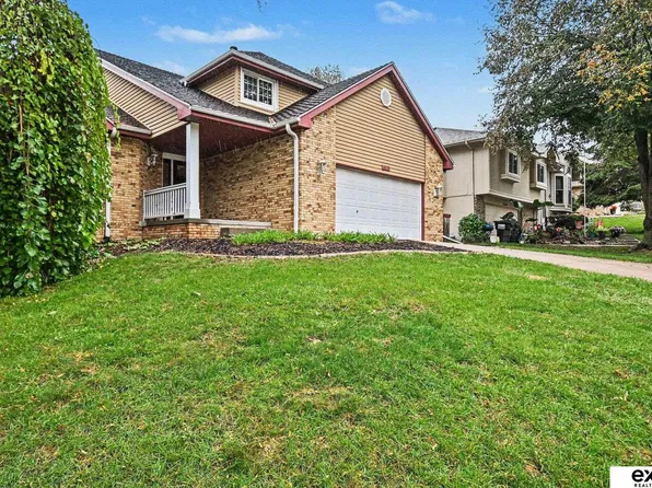 14120 Frederick Cir, Omaha, NE 68138