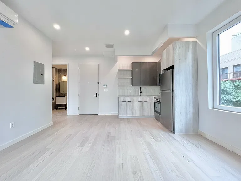 308 Linden Blvd #4A — Photo 2