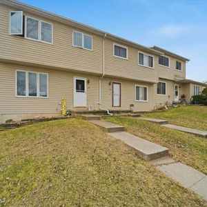 1122 Oleson Rd, Waterloo, IA, 50702