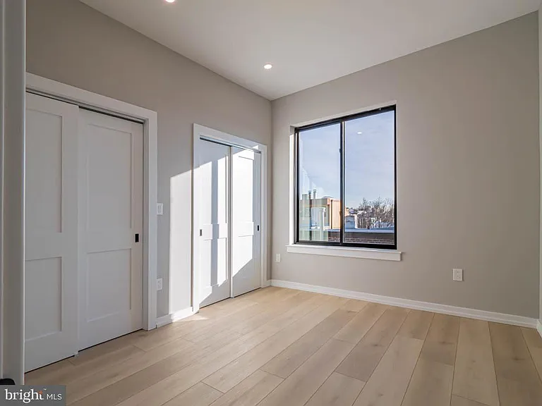 769 S 10th St #4A — Photo 6